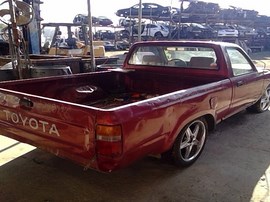 1990 TOYOTA TRUCK, RED, STD CAB, 2.4L, MT, 2WD,  Z25233